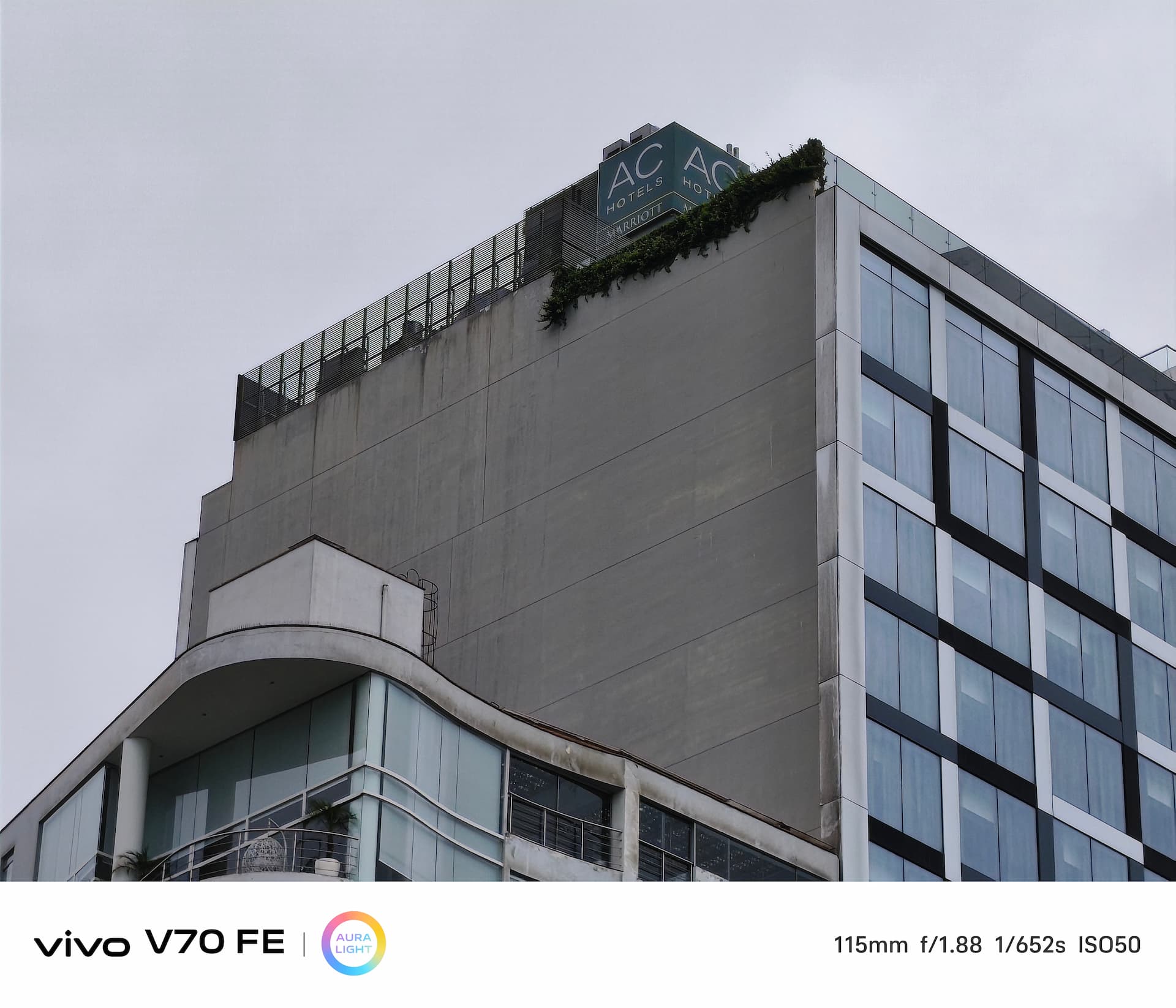 Reseña y análisis del vivo V70 FE: ¿vale la pena comprarlo? principal 20x