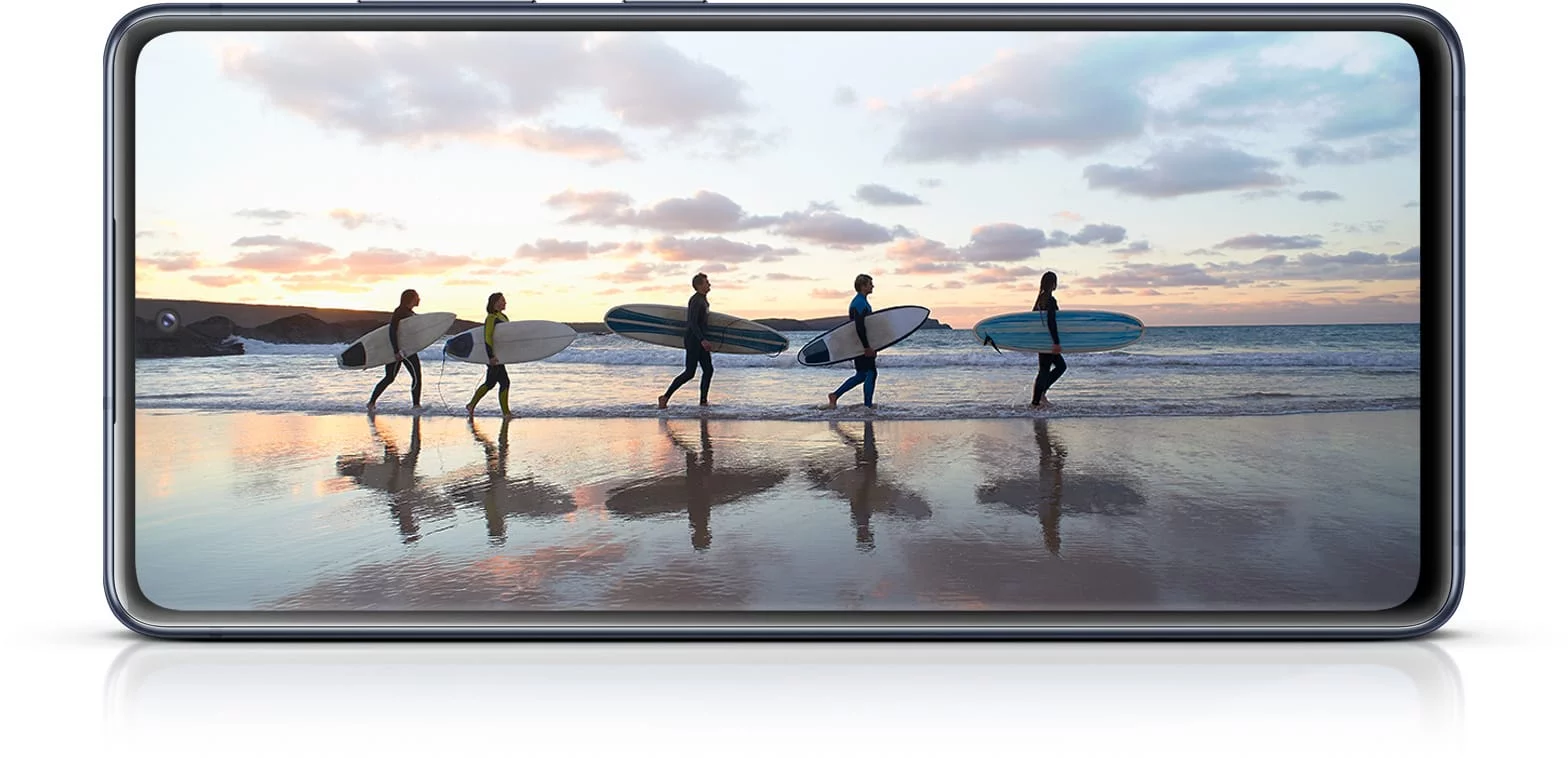 Samsung S20 FE El Smartphone con especificaciones de gama alta, con precio accesible pantalla