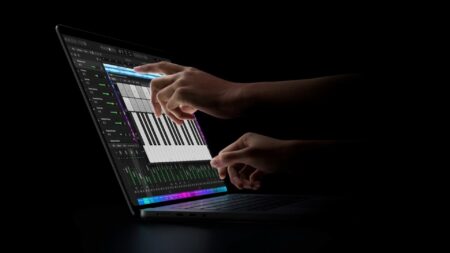 macbook pro con pantalla tactil oled