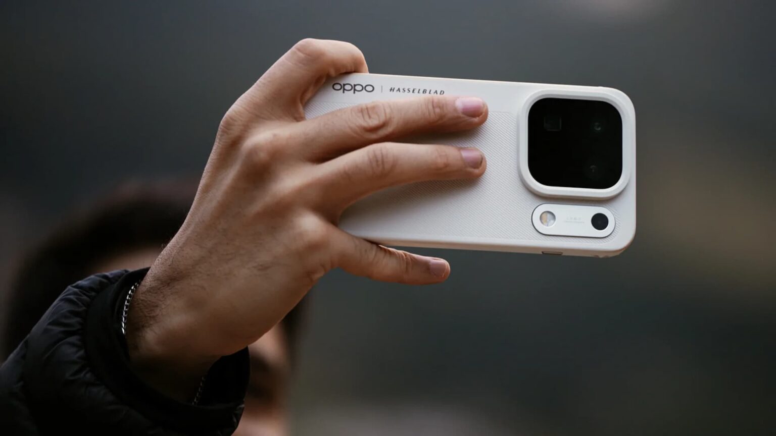 OPPO Find X10 Pro Max llega a Perú con tres cámaras de 200 MP OPPO Find X10 Pro Max llega a Perú con tres cámaras de 200 MP