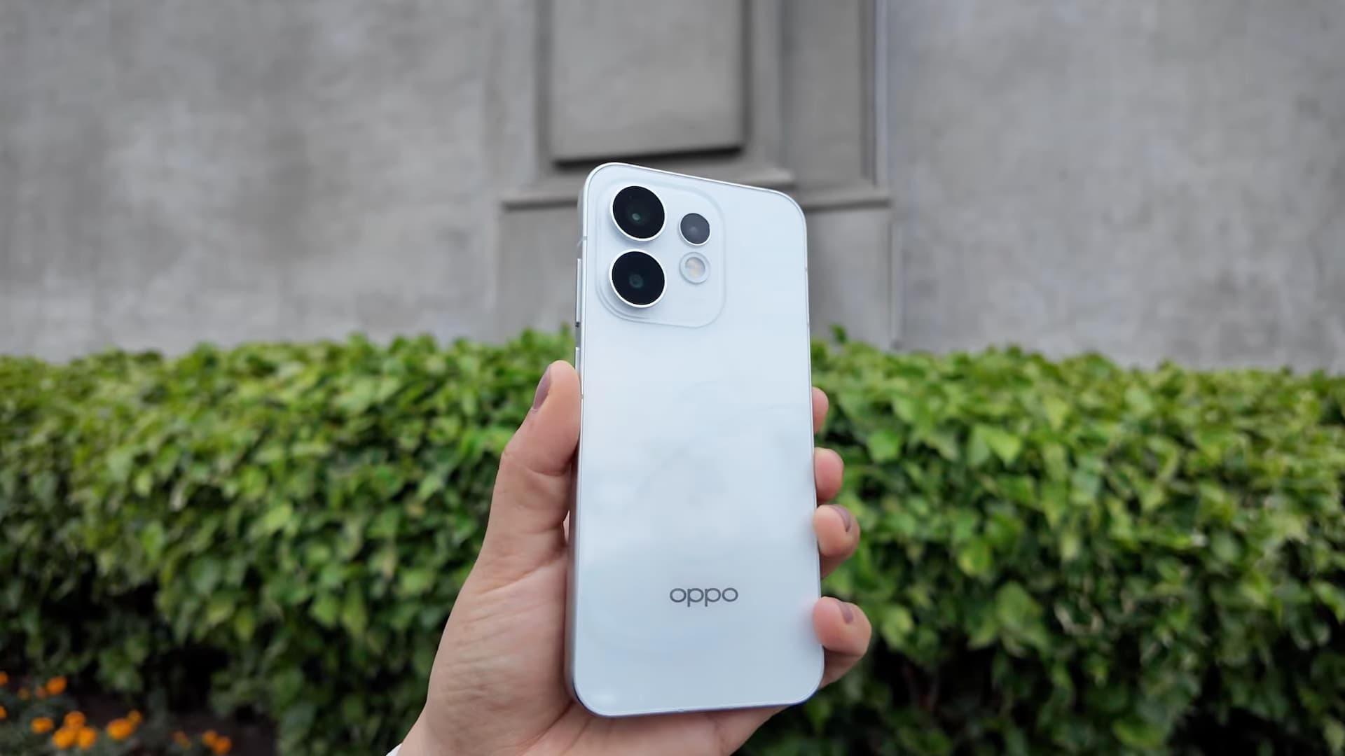 OPPO Reno16 5G Diseño