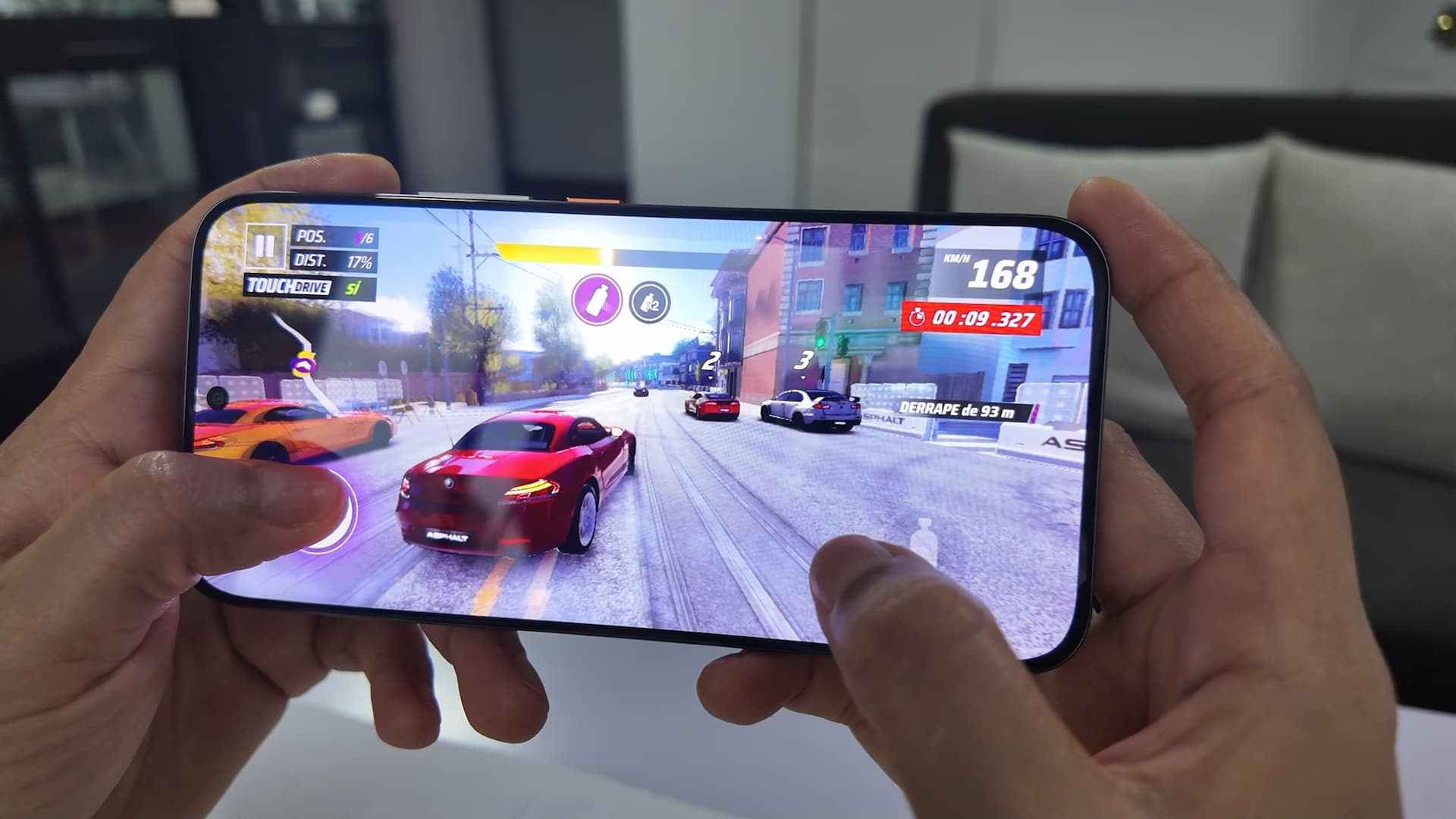 TECNO POVA Curve 2 5G diseño pantalla